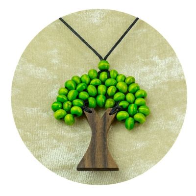 Drevený prívesok Stromček - svetlo zelený | malý, veľký